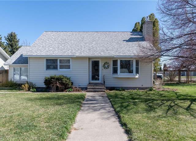 Property at 119 W 8th Ave, Big Timber, MT 59011, 5 beds, 3 baths