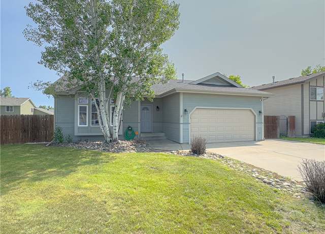Property at 1240 Caroline St, Billings, MT 59105, 3 beds, 2 baths
