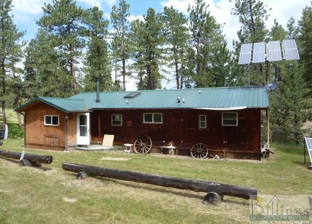 Property at 300 Skibstad Road Rd, Columbus, MT 59019, 2 beds, 1 bath