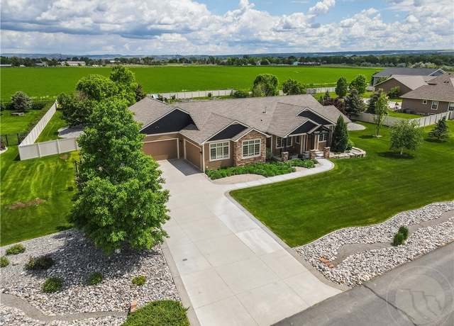 Property at 5221 Blue Heron Dr, Billings, MT 59106, 5 beds, 4 baths