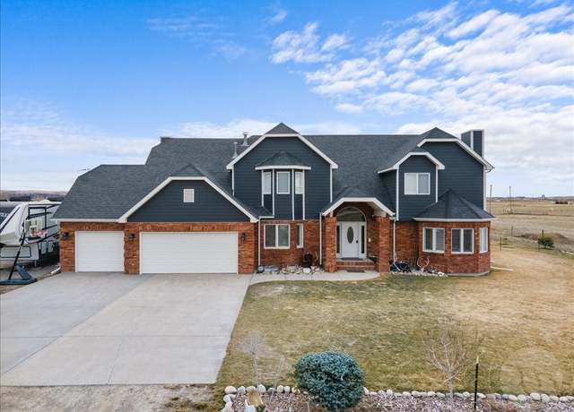Property at 3440 S 60th St St W, Billings, MT 59106, 3 beds, 2.5 baths