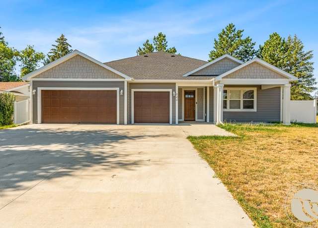 Property at 844 Governors Blvd, Billings, MT 59105, 4 beds, 3.5 baths