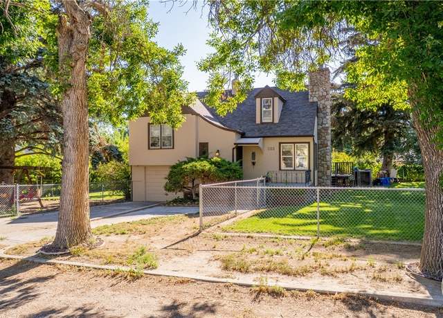Property at 321 S 3rd St, Bridger, MT 59014, 4 beds, 2 baths