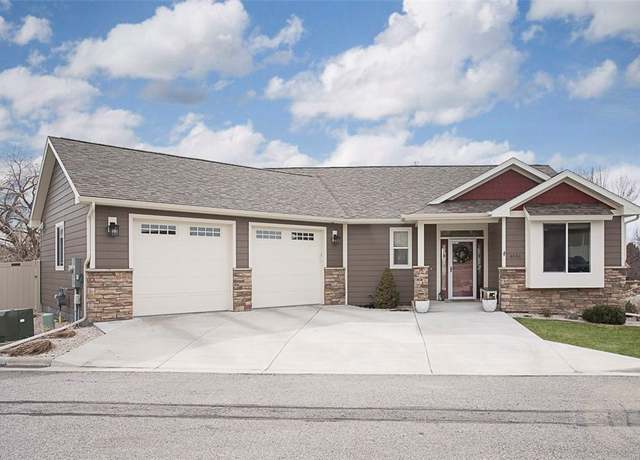 Property at 4034 Hyalilte Ct, Billings, MT 59106, 3 beds, 2.5 baths