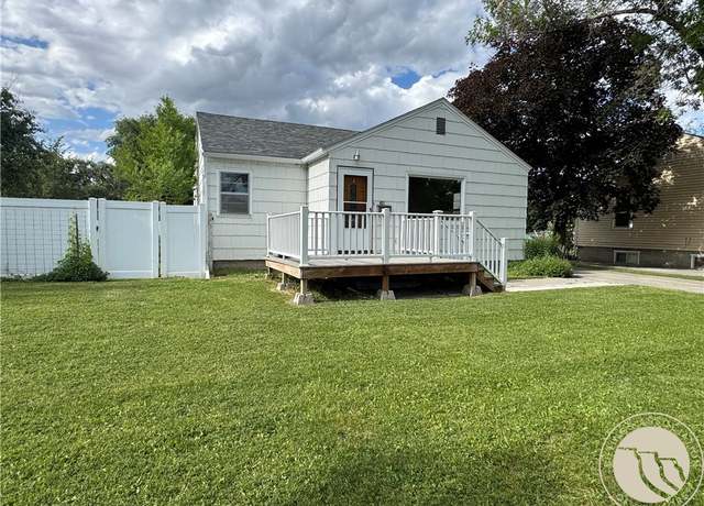 Property at 927 Miles Ave, Billings, MT 59101, 3 beds, 2 baths