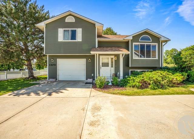 Property at 1370 Cottonwood Blvd Blvd, Billings, MT 59105, 3 beds, 2 baths