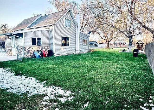 Property at 633 E 4th Ave Ave N, Columbus, MT 59019, 3 beds, 2 baths