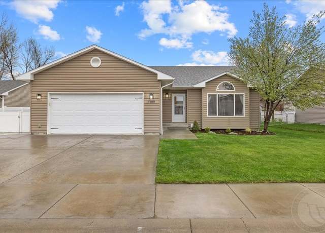 Property at 1145 Hemingway Ave Ave, Billings, MT 59105, 4 beds, 3 baths