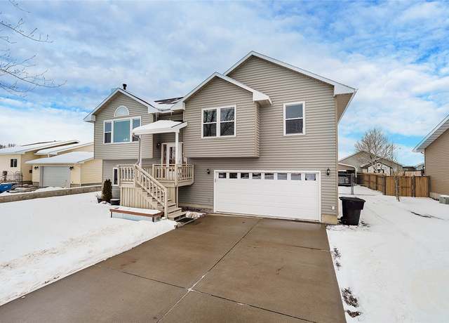 Property at 1735 Cody Dr, Billings, MT 59105, 3 beds, 2 baths