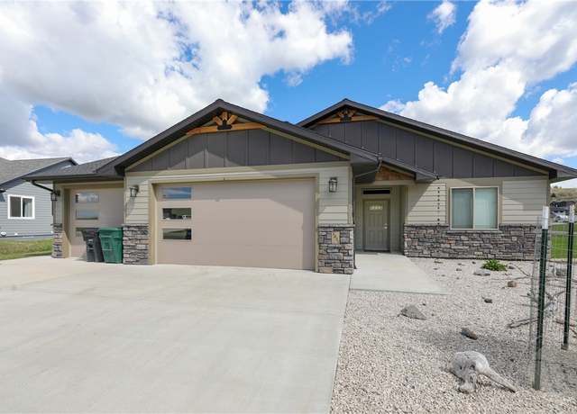 Property at 3835 Dylan Drive Dr, Billings, MT 59101, 3 beds, 3 baths
