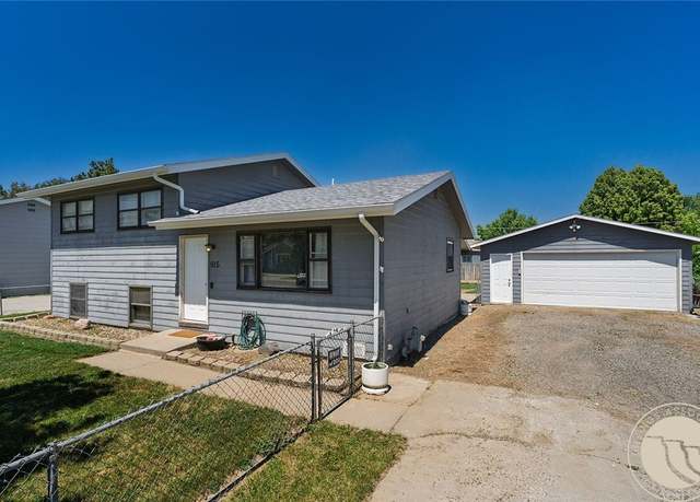 Property at 915 Caroline St, Billings, MT 59105, 4 beds, 1.5 baths