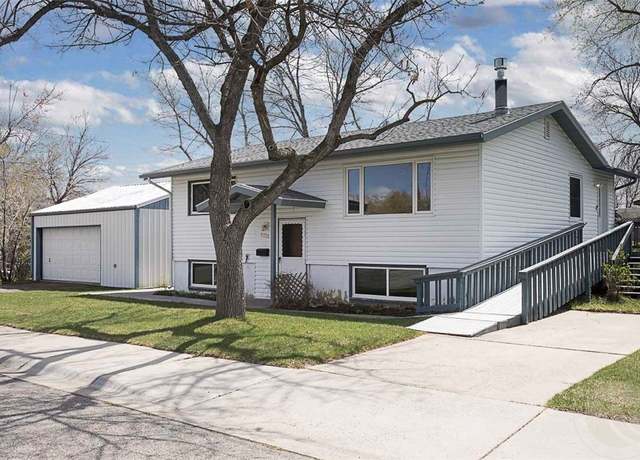 Property at 1320 Howard Ave, Billings, MT 59102, 4 beds, 1.5 baths