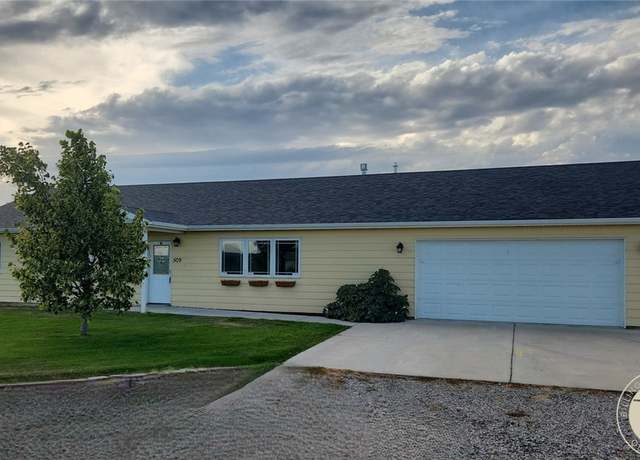 Property at 509 6th St SW, Park City, MT 59063, 2 beds, 2 baths
