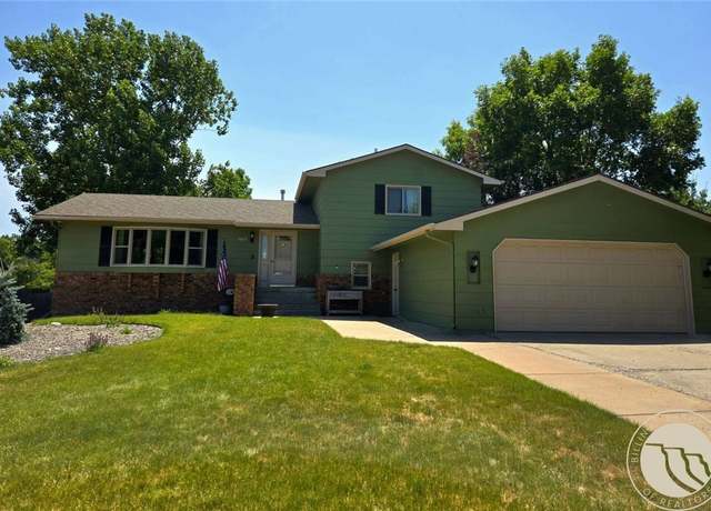 Property at 1017 Toole Cir, Billings, MT 59105, 5 beds, 3.5 baths
