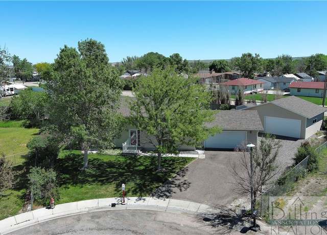 Property at 903 Agate Ct, Hardin, MT 59034, 4 beds, 2 baths