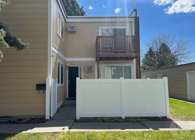 Property at 1631 Roadrunner Pl #1631, Billings, MT 59102, 2 beds, 2.5 baths
