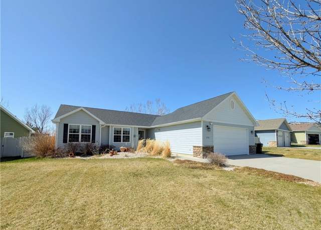 Property at 6710 Cove Creek Dr, Billings, MT 59106, 3 beds, 2 baths