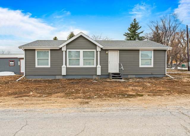 Property at 101 S 2nd St, Roberts, MT 59070, 3 beds, 2 baths