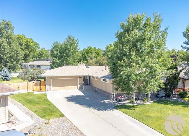 Property at 2215 Willowbrook Way, Billings, MT 59102, 4 beds, 3 baths
