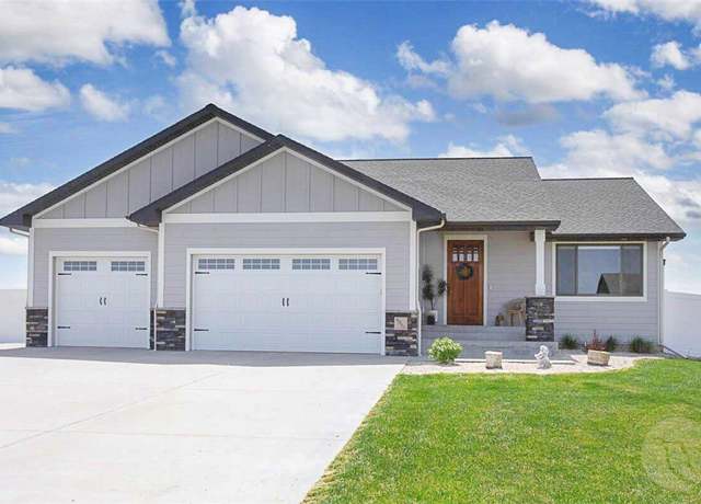 Property at 6060 Jewel Ln, Billings, MT 59106, 4 beds, 3 baths