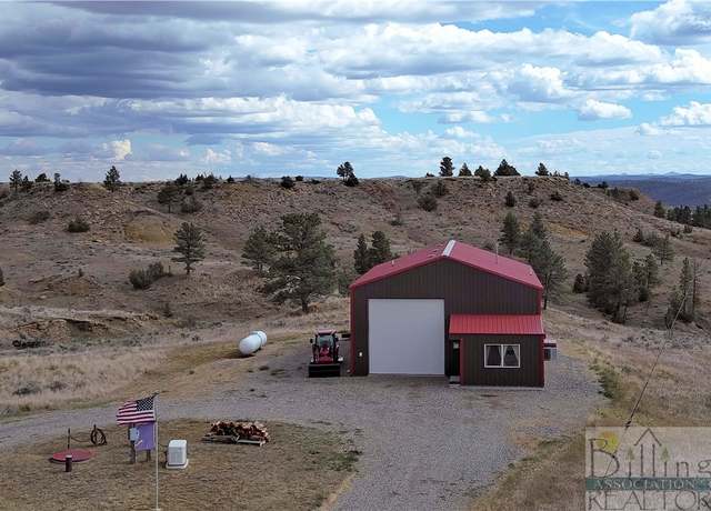 Property at 36 Comet Ln, Roundup, MT 59072, 3 beds, 2 baths