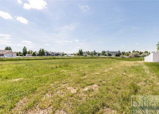 Property at 2326 Riveroaks Dr, Billings, MT 59105