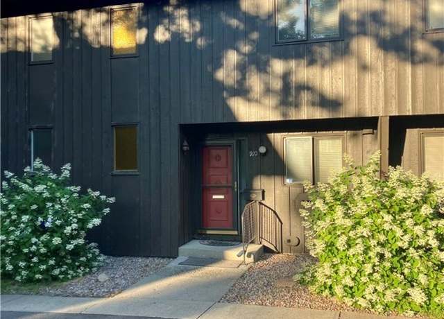 Property at 910 13th St W, Billings, MT 59102, 2 beds, 2 baths