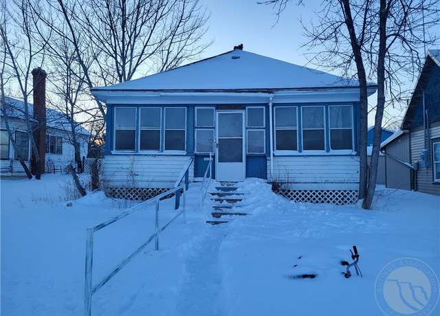 Property at 119 1st st St W, Roundup, MT 59072, 2 beds, 1 bath