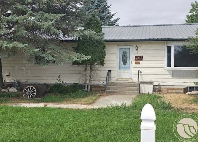 Property at 208 S F Street St, Bridger, MT 59014, 4 beds, 2 baths