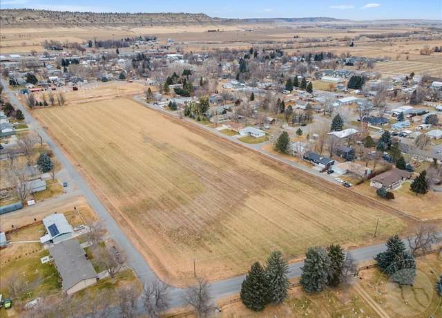 Property at 522 3rd St SW, Park City, MT 59063