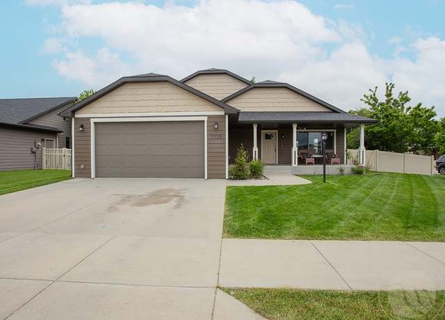 Property at 1325 Blackberry Way Way, Billings, MT 59106, 4 beds, 3 baths