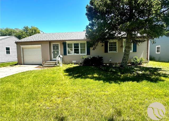 Property at 605 Nelson Dr, Billings, MT 59102, 4 beds, 2 baths
