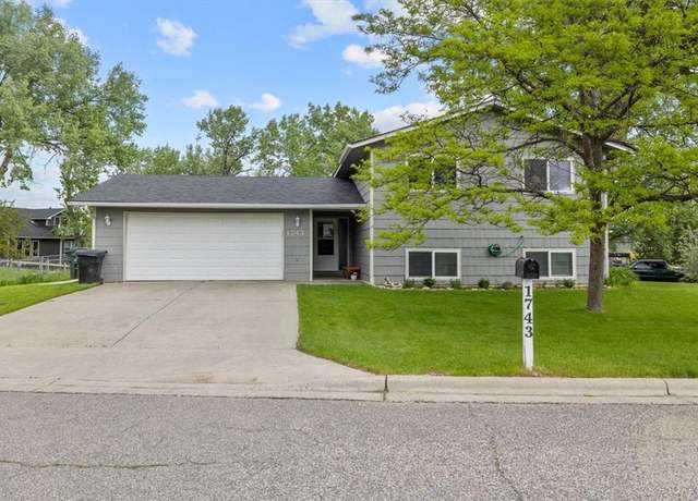 Property at 1743 Broadview Dr, Billings, MT 59105, 4 beds, 2 baths