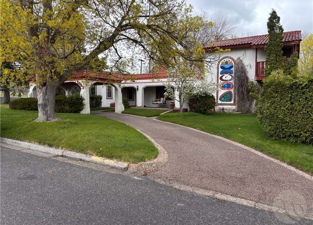 Property at 2423 Spruce St, Billings, MT 59101, 3 beds, 3.5 baths