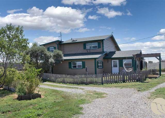 Property at 1215 74th Street West St, Billings, MT 59106, 3 beds, 2 baths