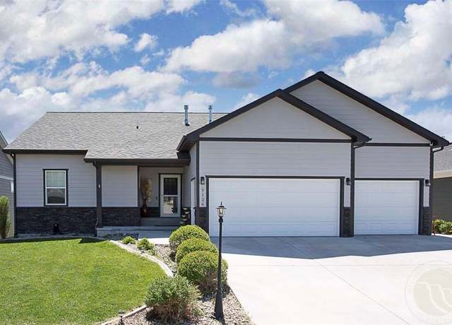 Property at 5126 Amherst Dr, Billings, MT 59106, 5 beds, 3 baths