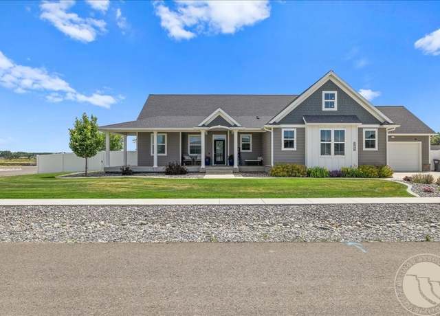 Property at 6930 Skycrest Dr, Billings, MT 59106, 5 beds, 3 baths