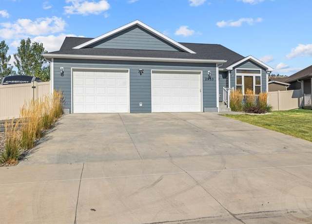 Property at 2933 W Copper Ridge Loop Loop, Billings, MT 59106, 5 beds, 3 baths