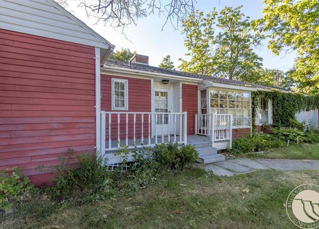 Property at 2422 Brentwood Ln, Billings, MT 59102, 5 beds, 2.5 baths