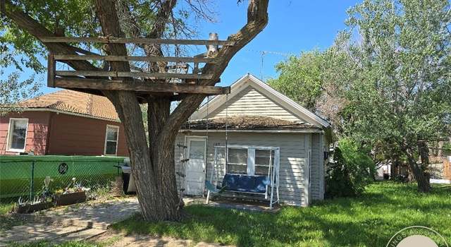 Photo of 107 S 3rd St E, Baker, MT 59313