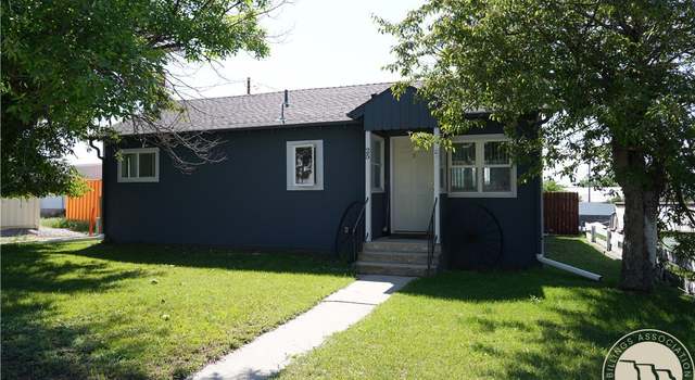 Photo of 25 Third St NW, Harlowton, MT 59036