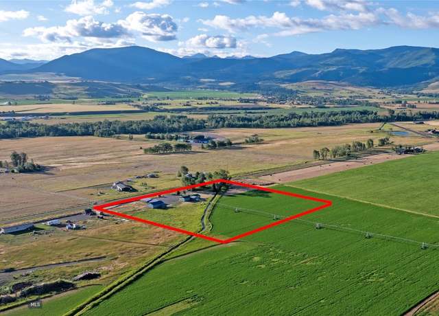 Property at 2221 Gateway South Rd, Gallatin Gateway, MT 59730, 2 beds, 2 baths