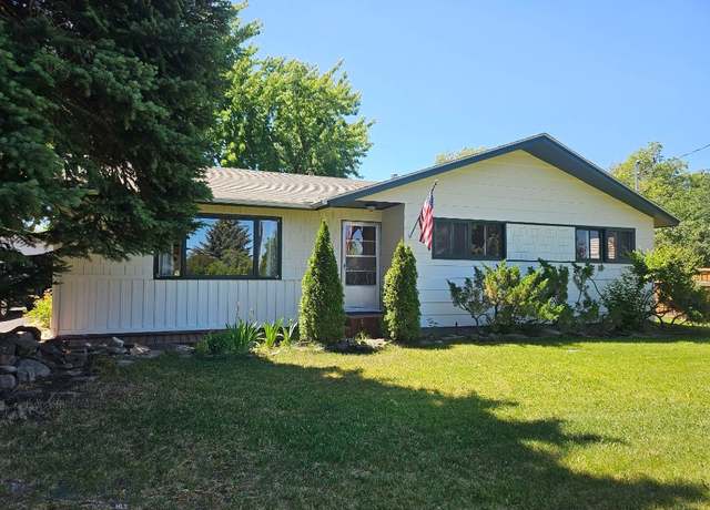 Property at 2500 W Babcock St, Bozeman, MT 59718, 3 beds, 2 baths
