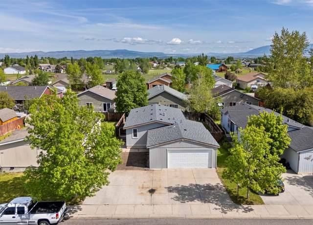 Property at 157 W Magnolia Dr, Belgrade, MT 59714, 3 beds, 2 baths