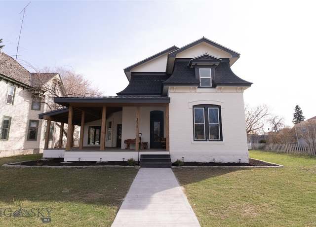 Property at 133 S Pine St, Townsend, MT 59644, 4 beds, 3 baths