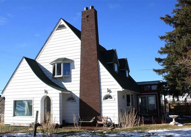 Property at 301 E Crawford St, White Sulphur Springs, MT 59645, 4 beds, 2 baths