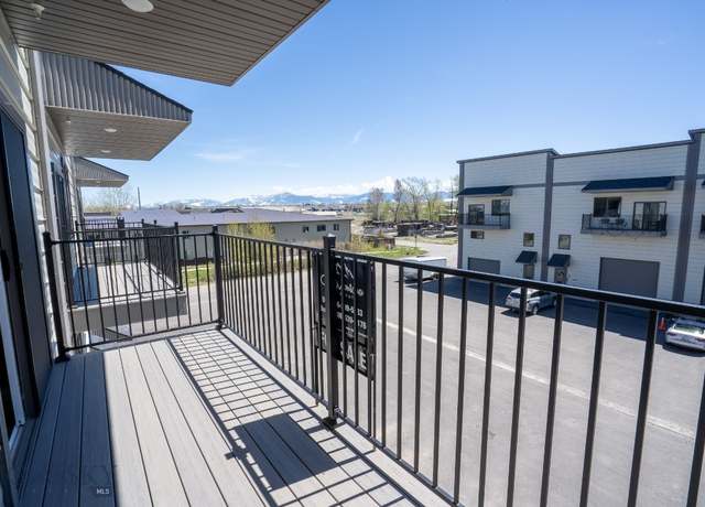 Property at 223 New Ventures Dr Unit D, Bozeman, MT 59718, 5 beds, 3.5 baths