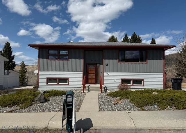 Property at 3435 Parkway, Butte, MT 59701, 4 beds, 2 baths