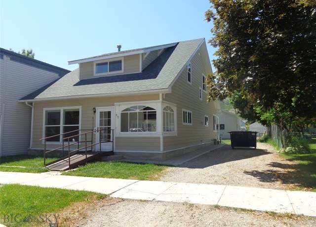 Property at 917 E 3rd St, Anaconda, MT 59711, 4 beds, 1 bath