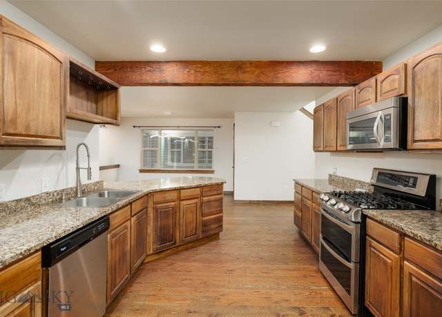 Property at 20 Prairie Grass Ct Unit B, Bozeman, MT 59718, 4 beds, 4 baths